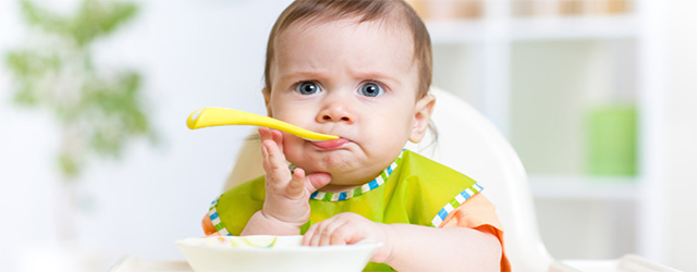 در غذاي کودک از تحميل سلیقه پرهيز کنيد